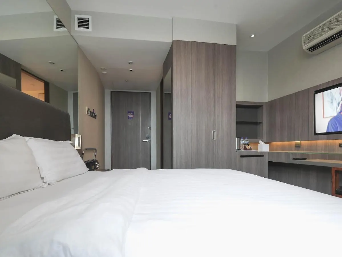 Amrise Hotel Kitchener Singapore
