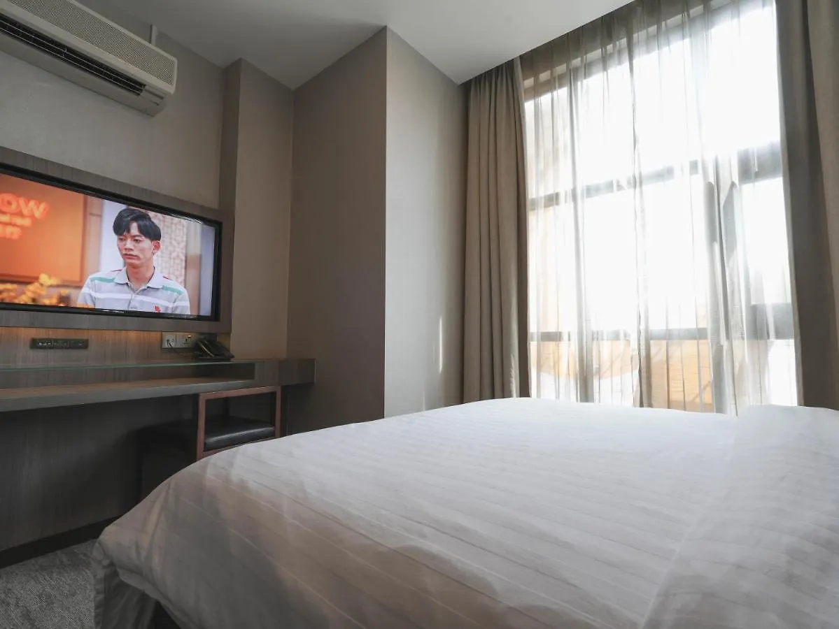 Amrise Hotel Kitchener Singapore
