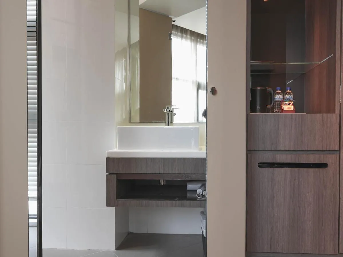 Amrise Hotel Kitchener Singapore Singapore